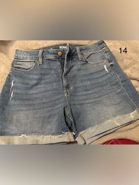 Sonoma Women's Blue Distressed Denim Jean Shorts